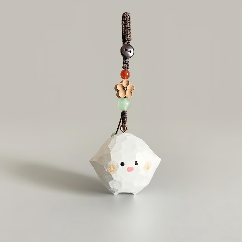 Móc Khóa Gỗ Walawala Trắng 4x4 cm, chạm tay
