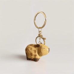 Móc khóa capybara gỗ điêu khắc thủ công