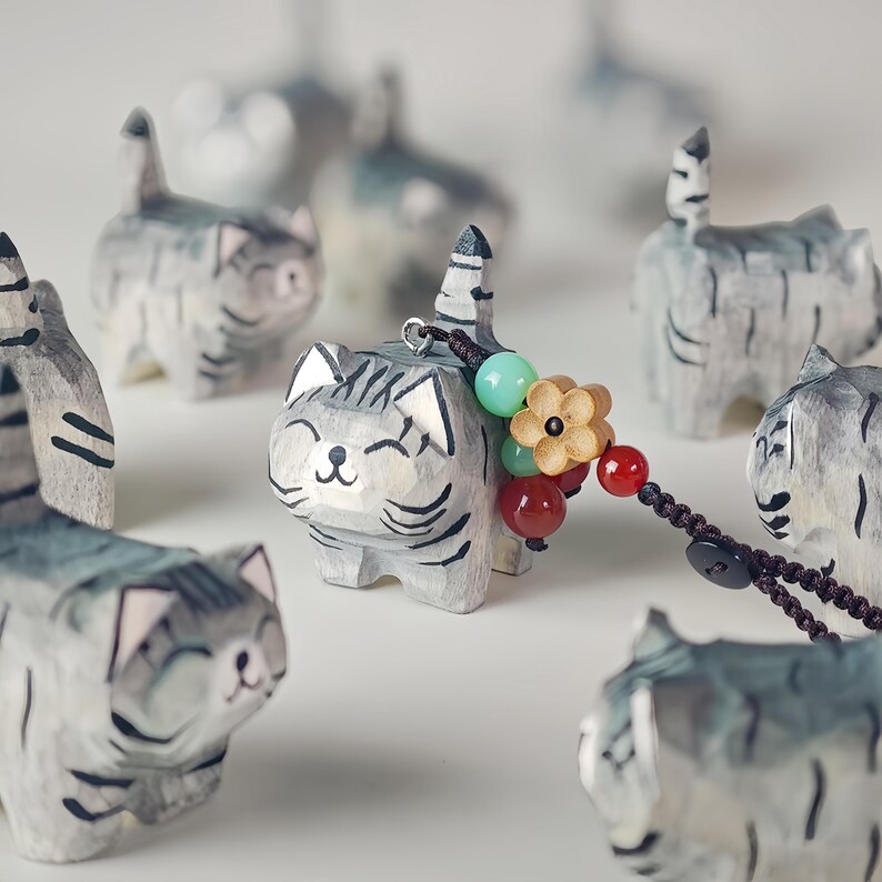 moc khoa go meo van xam 4x3cm 9