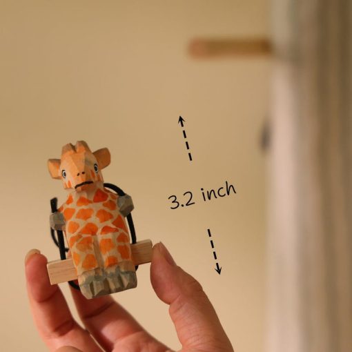 tuong huou cao co go son tay 8 1cm 4