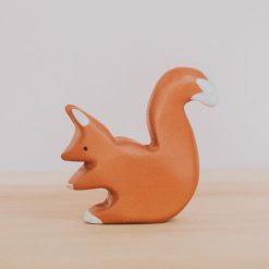 Đồ chơi sóc gỗ thủ công sơn tay 5.5x6cm