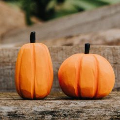Bí ngô gỗ thủ công trang trí Halloween Montessori