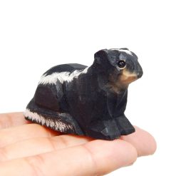 Tượng gỗ chồn hôi mini 6.4 cm khắc tay mắt thủy tinh