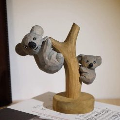 Tượng koala mẹ con gỗ basswood 15 cm trang trí bàn