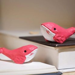 Tượng cá voi gỗ chạm tay 5.8 cm sơn màu