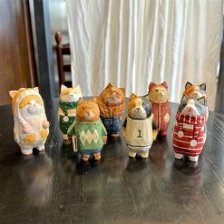 Tượng mèo gỗ chạm tay sơn màu 9–12 cm
